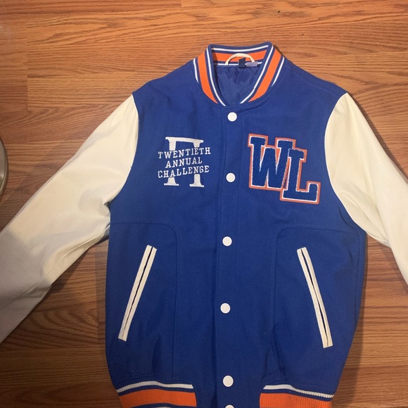 Jacket - Picture 2 of 3